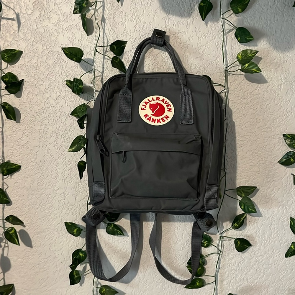 Fjallraven Kanken Mini Backpack